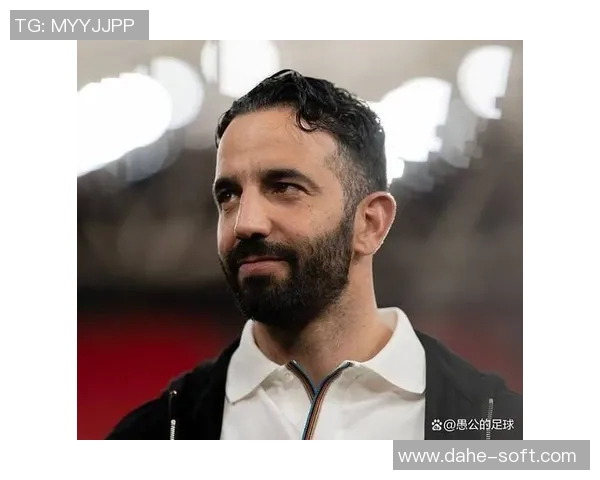 曼联主帅阿莫里姆回应C罗批评,强调重建期专注英超冠军目标与快速进攻体系